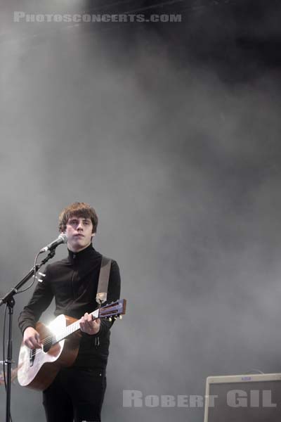 JAKE BUGG - 2014-08-22 - SAINT CLOUD - Domaine National - Grande Scene - 